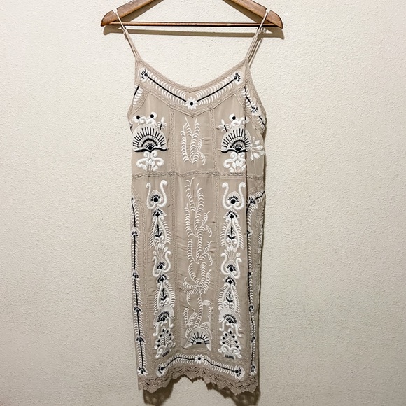 Anthropologie Maeve Embroidered Slip Dress Medium - Picture 5 of 17